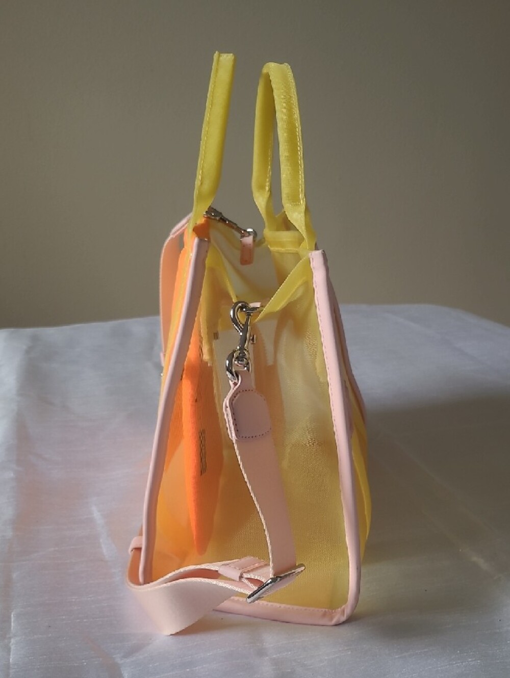 Marc Jacobs Yellow and Pink Transparent 'The Tote Bag' - Picture 4 of 12